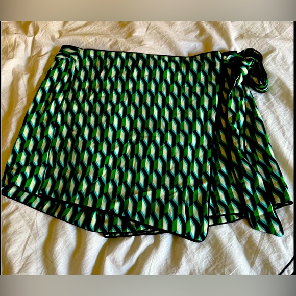 Diane Von Furstenberg Chevron Wrap Skirt-pants - Picture 1 of 9